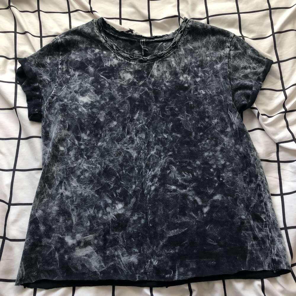 Emma & Sam Grunge Washed T Shirt